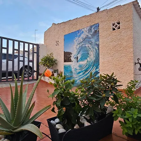 Bungalo De Ines Con 2 Terrazas Y Patio Dom wakacyjny Torrevieja