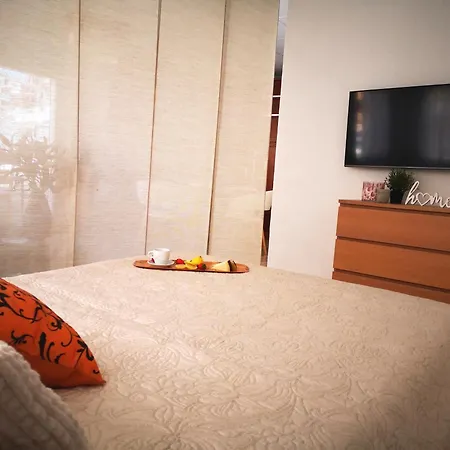 Дом отдыха Bungalo De Ines Con 2 Terrazas Y Patio Торевьиа