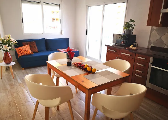 Bungalo De Ines Con 2 Terrazas Y Patio 度假居